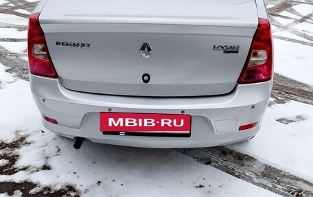 Renault Logan I, 2013 год, 280 000 рублей, 2 фотография