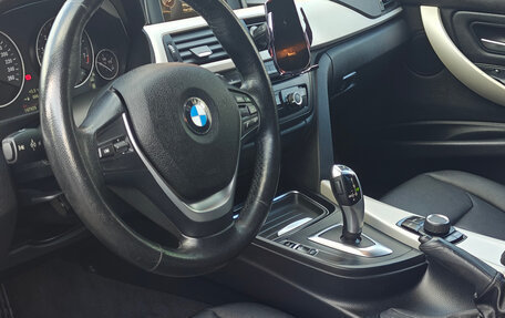 BMW 3 серия, 2015 год, 1 480 000 рублей, 10 фотография