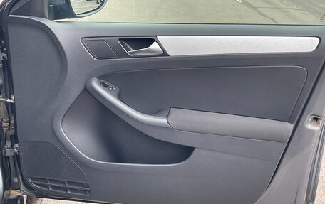 Volkswagen Jetta VI, 2011 год, 1 200 000 рублей, 11 фотография