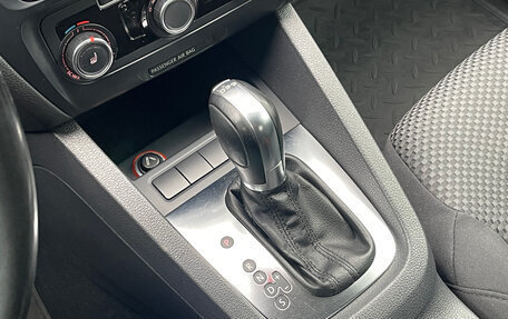 Volkswagen Jetta VI, 2011 год, 1 200 000 рублей, 12 фотография