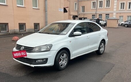 Volkswagen Polo VI (EU Market), 2017 год, 470 000 рублей, 2 фотография