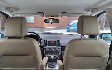 Land Rover Freelander II рестайлинг 2, 2013 год, 1 850 000 рублей, 10 фотография