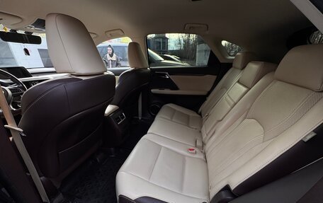 Lexus RX IV рестайлинг, 2017 год, 4 170 000 рублей, 12 фотография