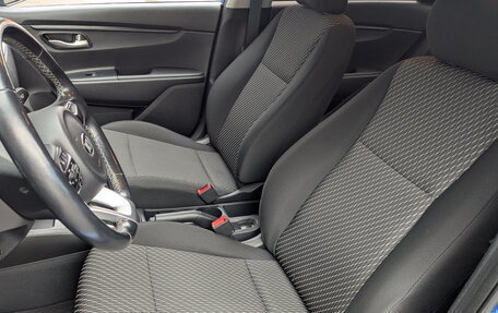 KIA Rio IV, 2019 год, 1 395 000 рублей, 20 фотография