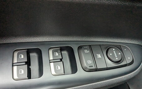 KIA Rio IV, 2019 год, 1 395 000 рублей, 28 фотография