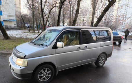 Honda Stepwgn II рестайлинг, 2001 год, 540 000 рублей, 2 фотография