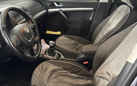 Skoda Octavia, 2012 год, 900 000 рублей, 17 фотография