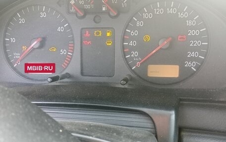 Volkswagen Passat B5+ рестайлинг, 2000 год, 300 000 рублей, 4 фотография