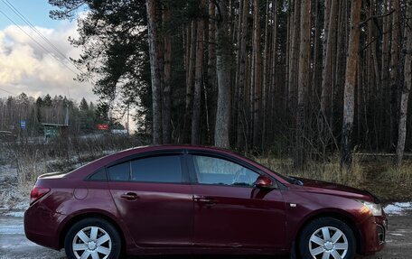 Chevrolet Cruze II, 2010 год, 485 000 рублей, 3 фотография