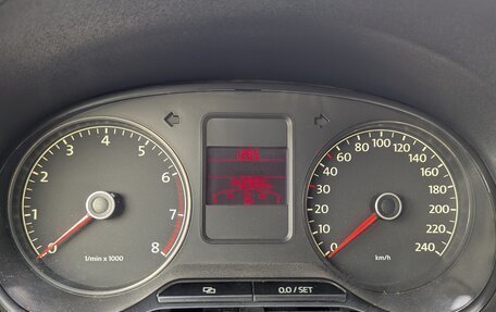 Volkswagen Polo VI (EU Market), 2012 год, 700 000 рублей, 11 фотография