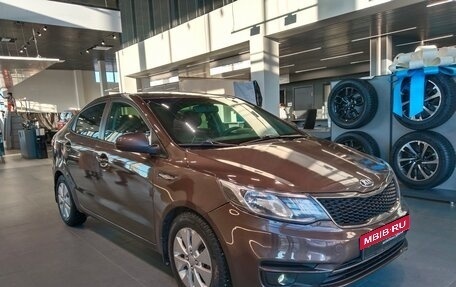 KIA Rio III рестайлинг, 2016 год, 850 000 рублей, 3 фотография