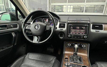 Volkswagen Touareg III, 2016 год, 2 400 000 рублей, 7 фотография