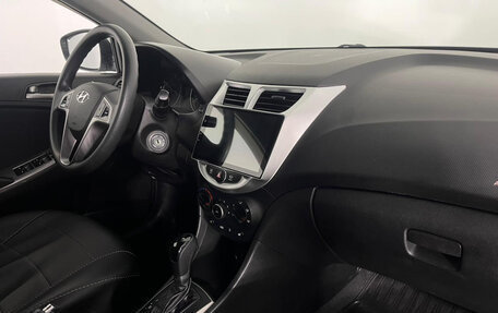 Hyundai Solaris II рестайлинг, 2015 год, 997 000 рублей, 14 фотография