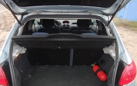 Peugeot 206, 2002 год, 155 555 рублей, 5 фотография