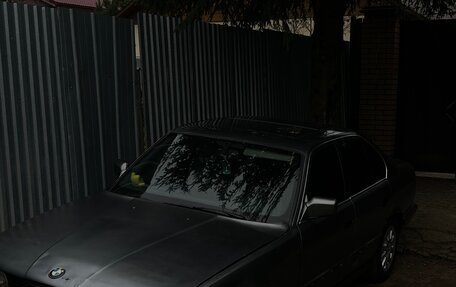 BMW 5 серия, 1989 год, 285 000 рублей, 3 фотография