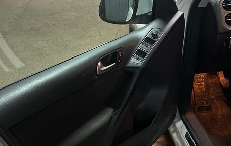 Volkswagen Tiguan I, 2015 год, 1 580 000 рублей, 10 фотография