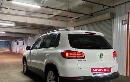 Volkswagen Tiguan I, 2015 год, 1 580 000 рублей, 5 фотография