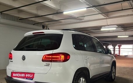 Volkswagen Tiguan I, 2015 год, 1 580 000 рублей, 4 фотография