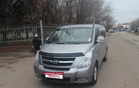 Hyundai Grand Starex Grand Starex I рестайлинг 2, 2011 год, 1 250 000 рублей, 2 фотография