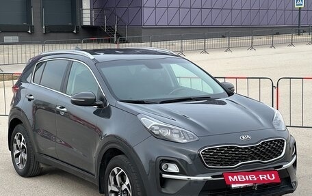 KIA Sportage IV рестайлинг, 2020 год, 2 597 000 рублей, 4 фотография