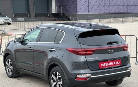 KIA Sportage IV рестайлинг, 2020 год, 2 597 000 рублей, 21 фотография