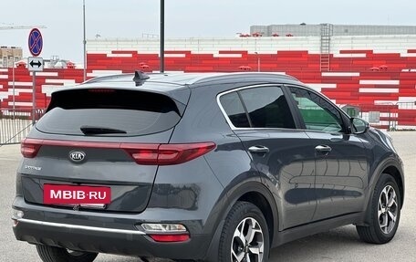 KIA Sportage IV рестайлинг, 2020 год, 2 597 000 рублей, 26 фотография