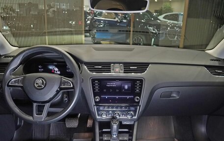 Skoda Octavia, 2019 год, 2 280 000 рублей, 11 фотография