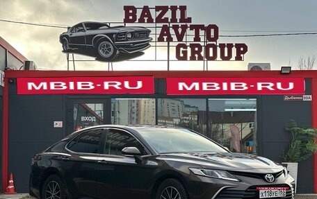 Toyota Camry, 2022 год, 2 890 000 рублей, 1 фотография