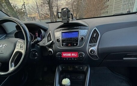 Hyundai ix35 I рестайлинг, 2010 год, 970 000 рублей, 16 фотография