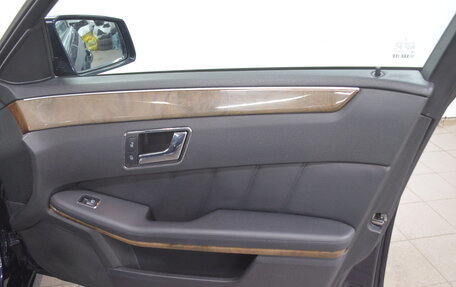 Mercedes-Benz E-Класс, 2009 год, 1 370 000 рублей, 14 фотография