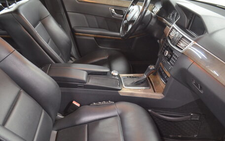 Mercedes-Benz E-Класс, 2009 год, 1 370 000 рублей, 16 фотография