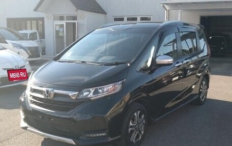 Honda Freed II, 2021 год, 1 150 000 рублей, 2 фотография