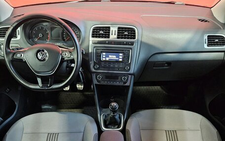 Volkswagen Polo VI (EU Market), 2016 год, 1 075 000 рублей, 9 фотография