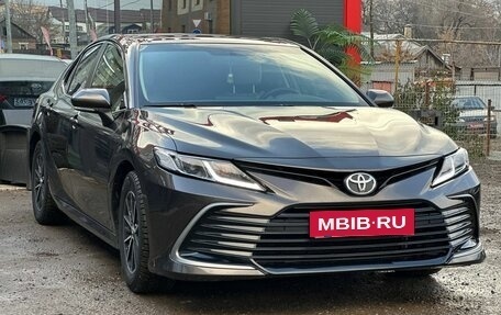 Toyota Camry, 2022 год, 2 890 000 рублей, 3 фотография