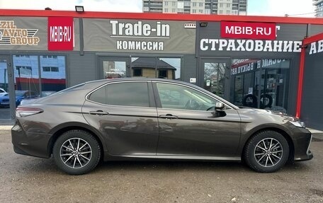 Toyota Camry, 2022 год, 2 890 000 рублей, 13 фотография