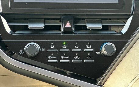 Toyota Camry, 2022 год, 2 890 000 рублей, 20 фотография