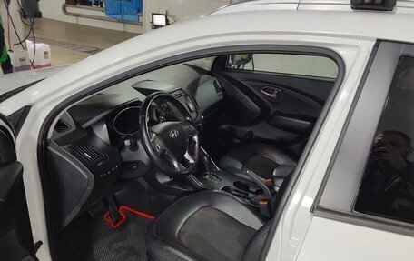 Hyundai ix35 I рестайлинг, 2013 год, 1 200 000 рублей, 10 фотография