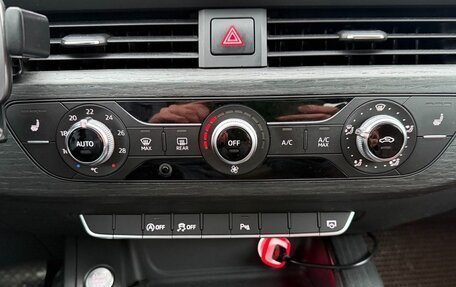 Audi A4, 2017 год, 2 490 000 рублей, 11 фотография