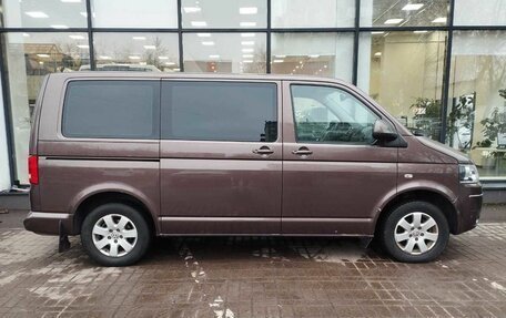 Volkswagen Caravelle T5, 2011 год, 2 110 000 рублей, 4 фотография