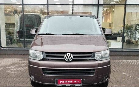 Volkswagen Caravelle T5, 2011 год, 2 110 000 рублей, 2 фотография