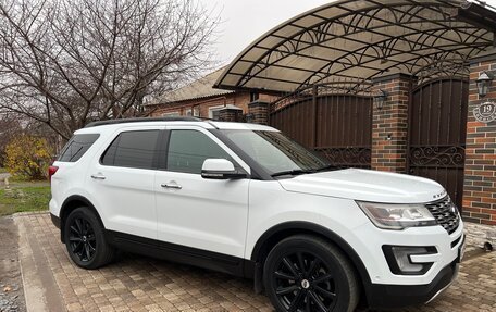 Ford Explorer VI, 2017 год, 2 490 000 рублей, 4 фотография