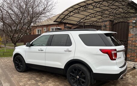 Ford Explorer VI, 2017 год, 2 490 000 рублей, 7 фотография