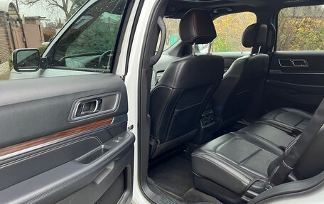 Ford Explorer VI, 2017 год, 2 490 000 рублей, 22 фотография