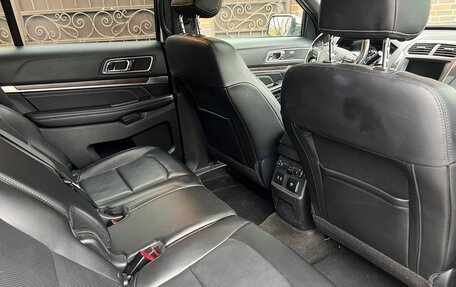 Ford Explorer VI, 2017 год, 2 490 000 рублей, 23 фотография