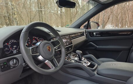 Porsche Cayenne III, 2019 год, 7 990 000 рублей, 13 фотография