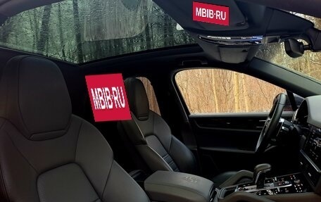 Porsche Cayenne III, 2019 год, 7 990 000 рублей, 14 фотография