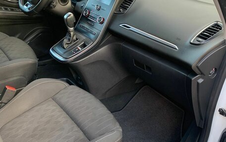 Renault Scenic IV, 2019 год, 1 730 000 рублей, 11 фотография