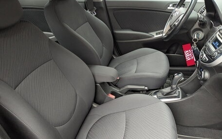 Hyundai Solaris II рестайлинг, 2016 год, 1 140 000 рублей, 23 фотография