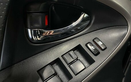 Toyota RAV4, 2006 год, 1 799 900 рублей, 15 фотография