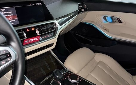 BMW 3 серия, 2020 год, 3 650 000 рублей, 19 фотография